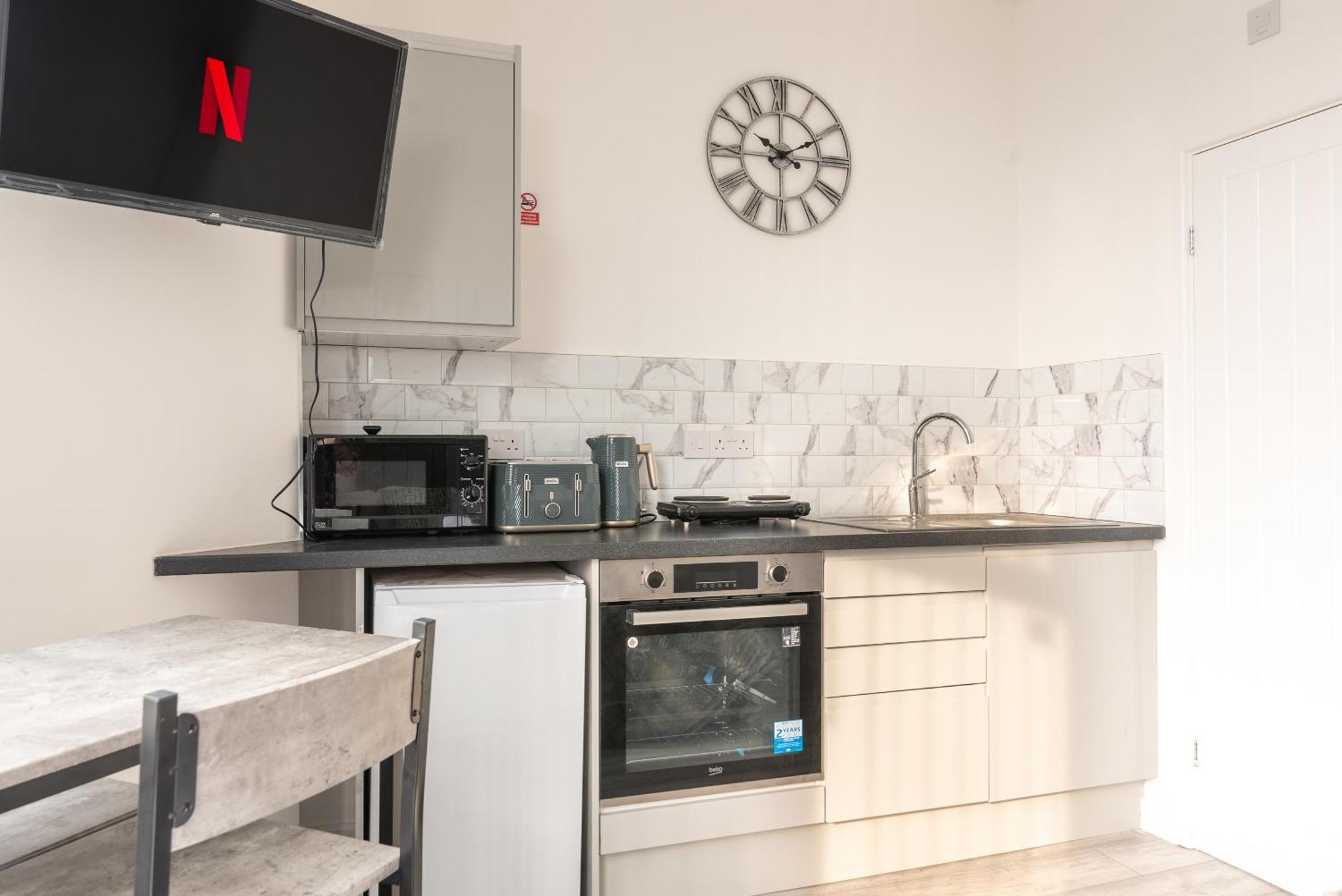 Cosy Cardiff Apartments - Garden Lounge מראה חיצוני תמונה